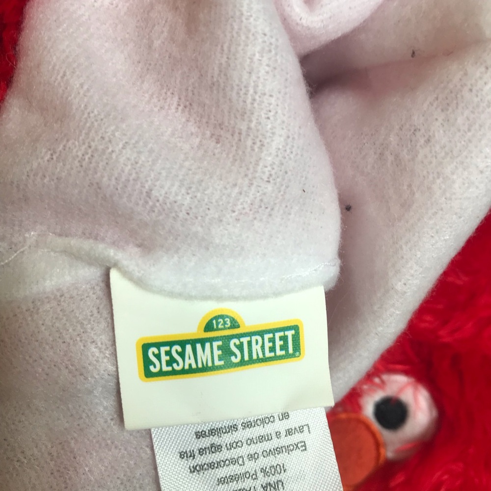 Sesame Street Elmo Red Kids Winter hat and mittens